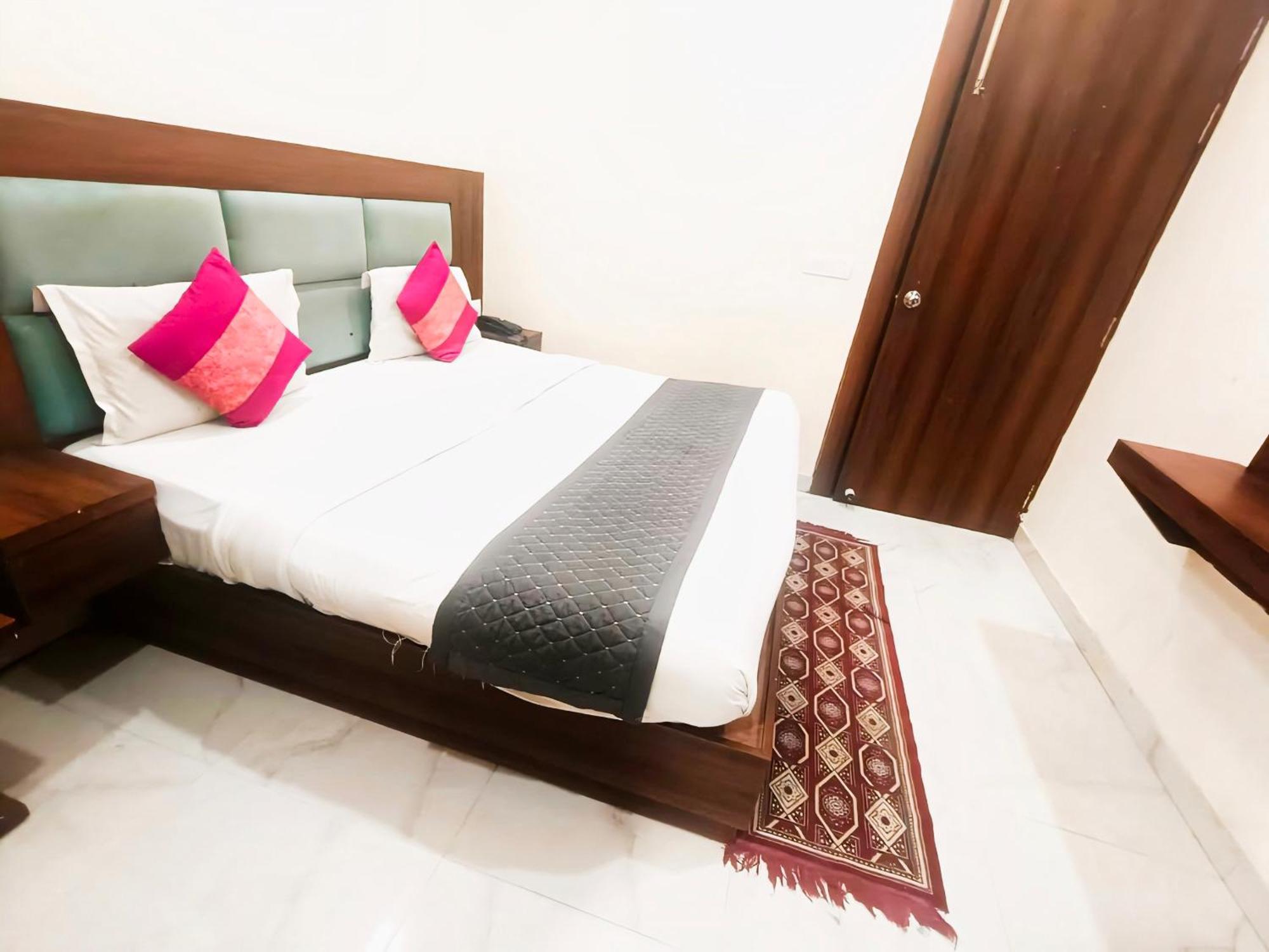 Glace Stay Inn Near Igi Airport New Delhi Eksteriør bilde